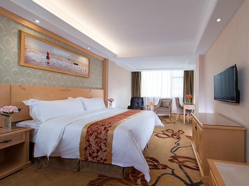 Vienna Hotel Shenzhen Fuyong Village Fenghuangwei Bagian luar foto