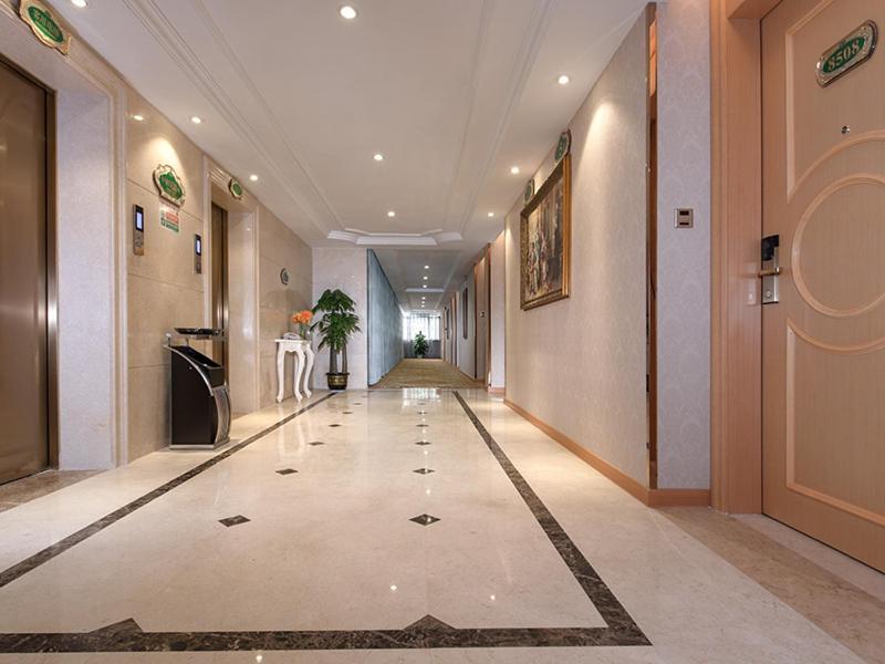 Vienna Hotel Shenzhen Fuyong Village Fenghuangwei Bagian luar foto